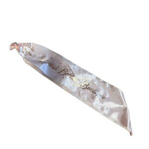Disney Bibbidi Bobbidi Boutique Sash Pink World Land Girls Decor